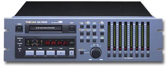 Tascam DA-78HR 24 bit 8 track recorder, DA-88 compatible